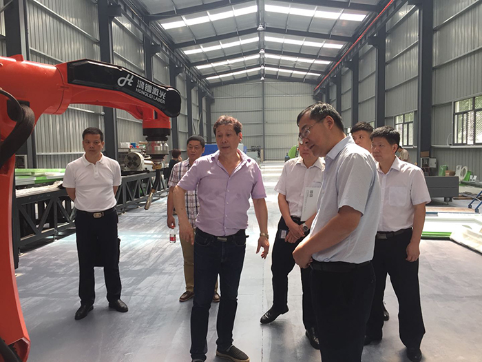 ұίί֯ͬ־һݰǧqy88ʹڿ