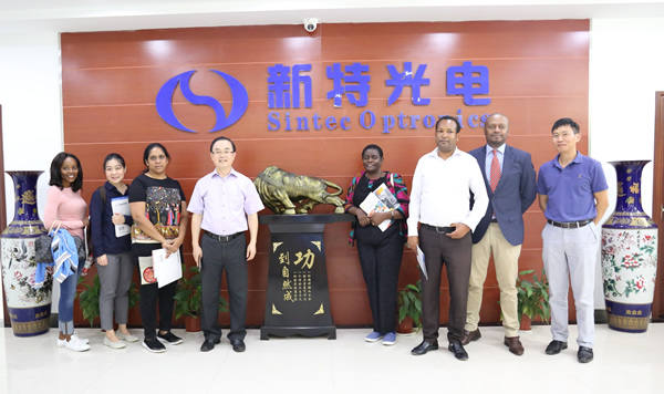 Ƿǰ˹Աרҵǧqy88ʹ