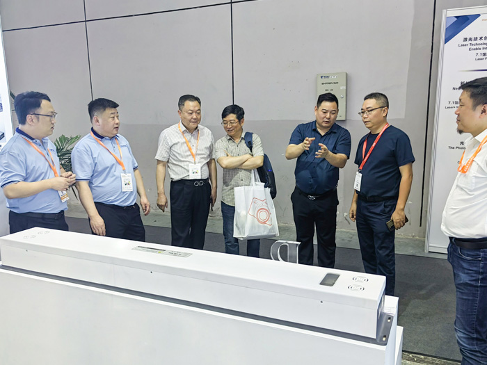 千亿qy88国际官网入口精彩亮相第十七届慕尼黑上海光博会